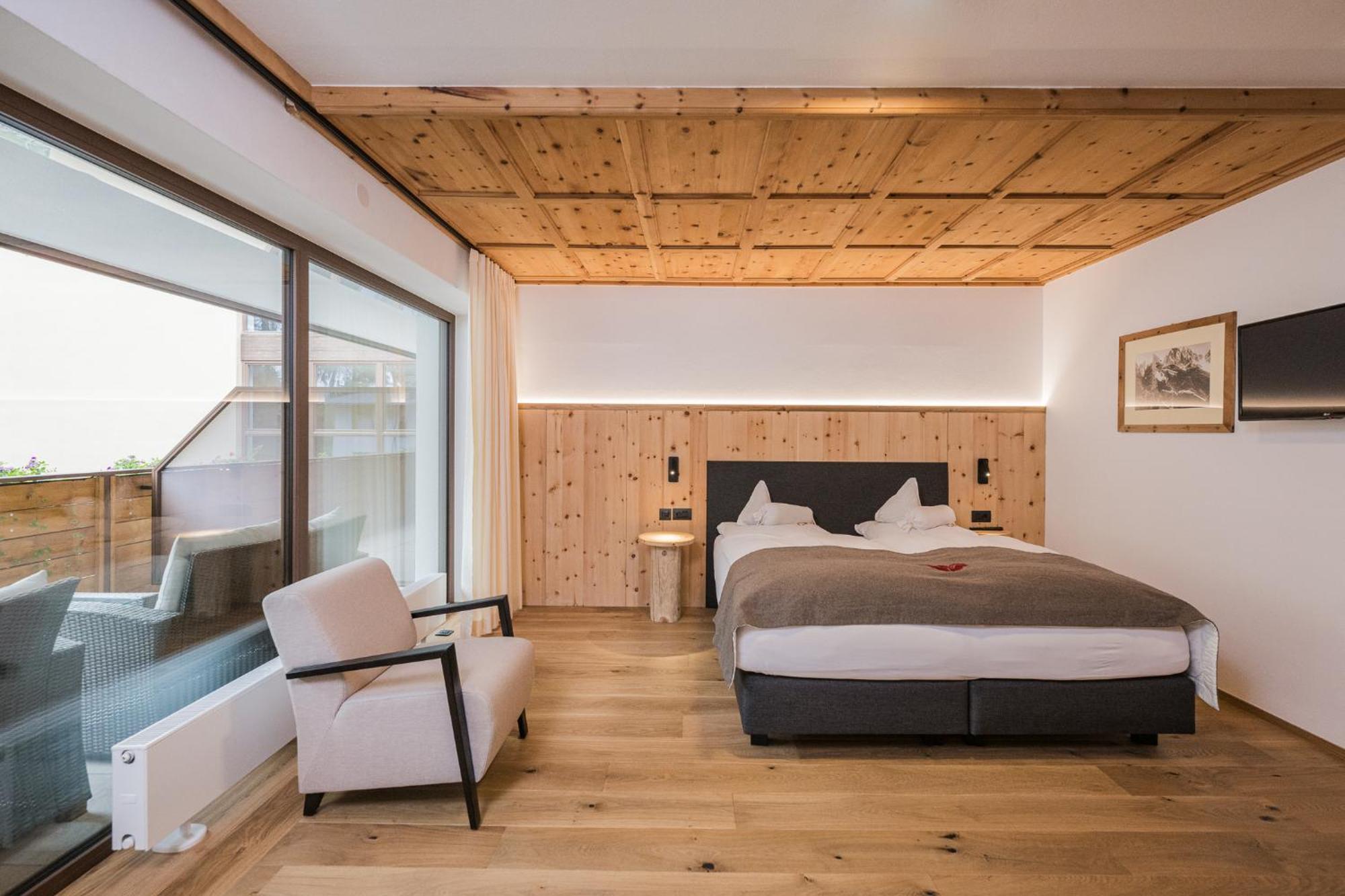 Alpenwellnesshotel St. Veit 塞斯托 外观 照片