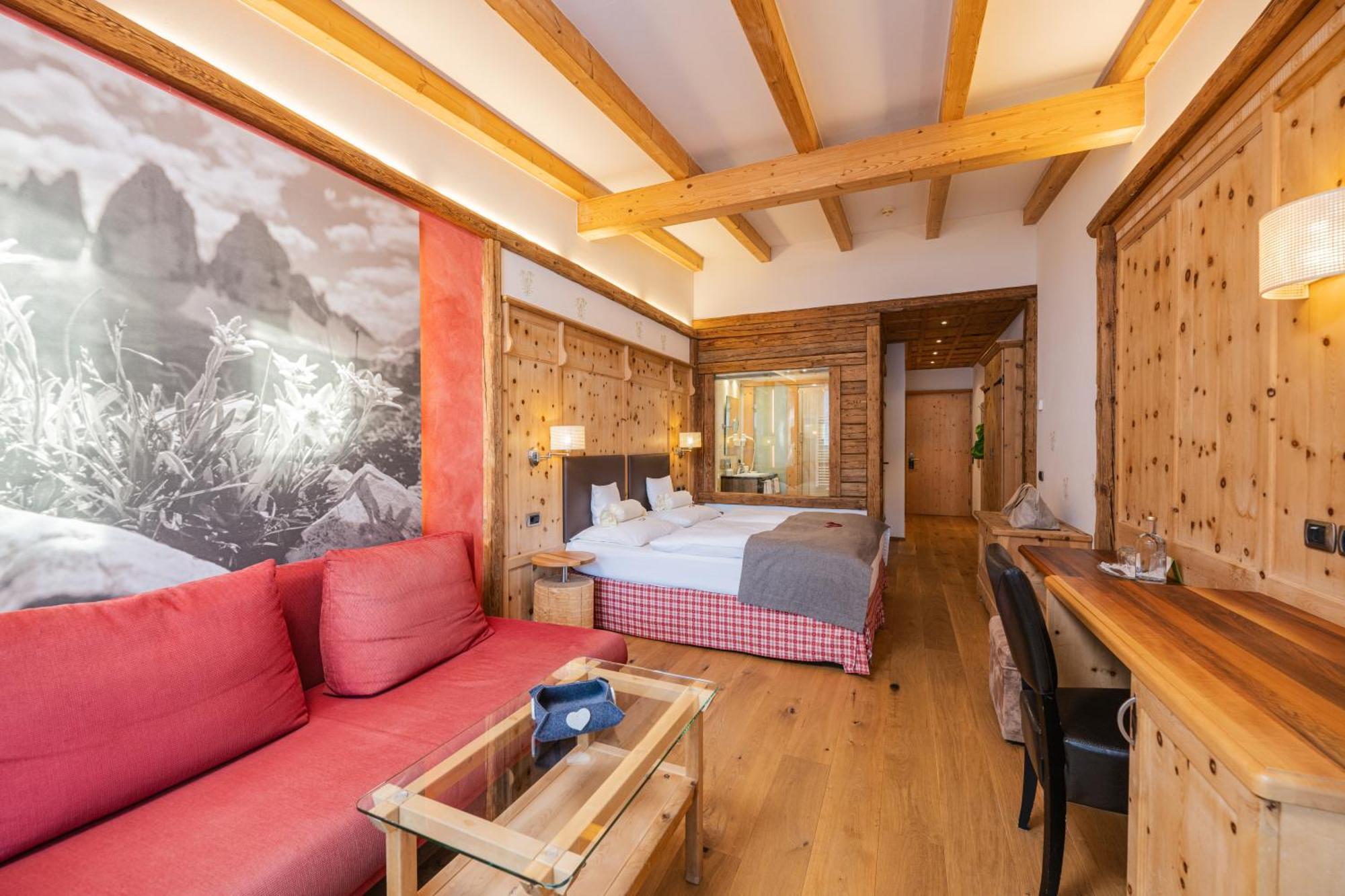 Alpenwellnesshotel St. Veit 塞斯托 外观 照片