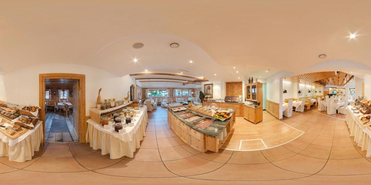 Alpenwellnesshotel St. Veit 塞斯托 外观 照片